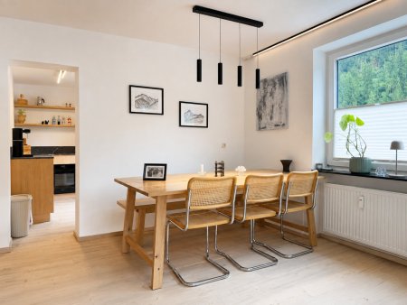 Wohnen am Hochsteg | Modernisierte 3-Zimmer-Wohnung mit zwei Balkonen