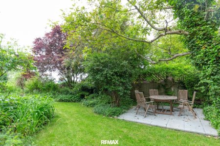 Garten mit Terrasse