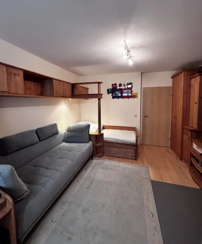 Schlafzimmer 2