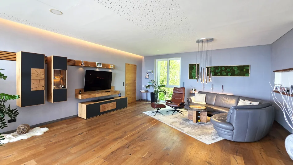 Exklusive Designvilla am Gedersberg - Panorama, Überlaufpool & Premium-Ausstattung und großem Grundstück - Bild