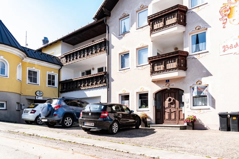 Bezirk Rohrbach: Attraktives Zinshaus mit 3 Wohnungen zu KAUFEN - Bild