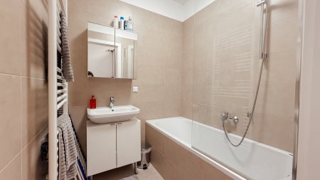 JETZT ODER NIE - SANIERTE 1-ZIMMER-WOHNUNG MIT LIFT