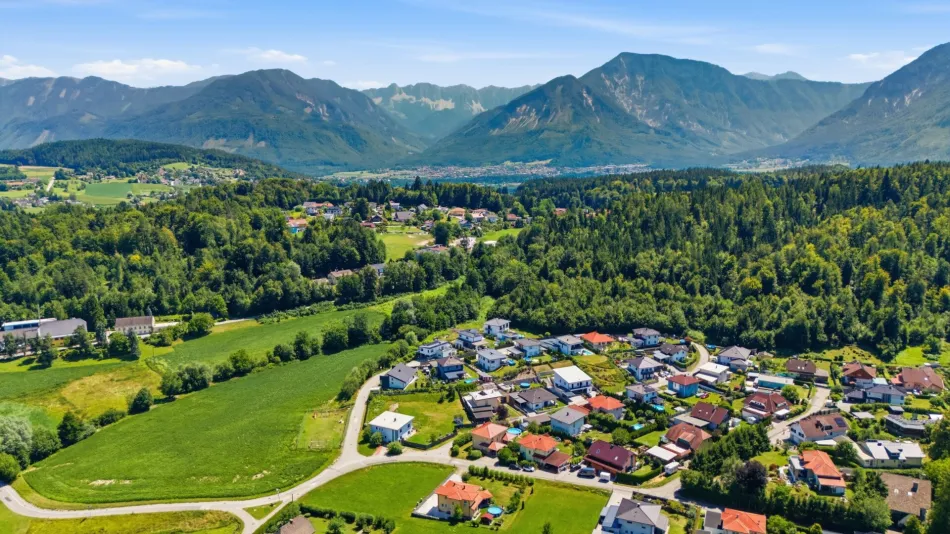 Einfamilienhaus am Siedlungsrand – Natur vor der Tür, Stadt in Reichweite - Bild