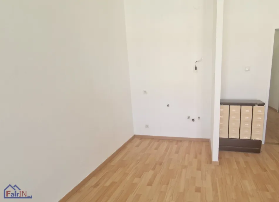 Top Lage 1120 Wien: 1-Zi-Wohnung, 27,7m², teilrenoviert, U-Bahn-Nähe, nur 125.000€! - Bild