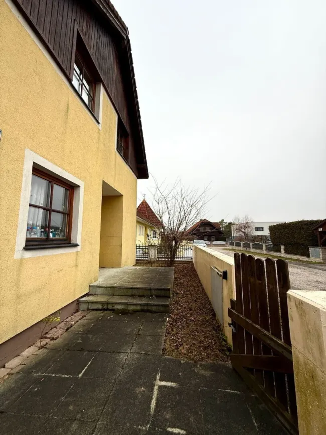 4-Zi-Haus in Herzogenburg, 127 m², Terrasse, renovierungsbedürftig, 299.000 € - Titelbild
