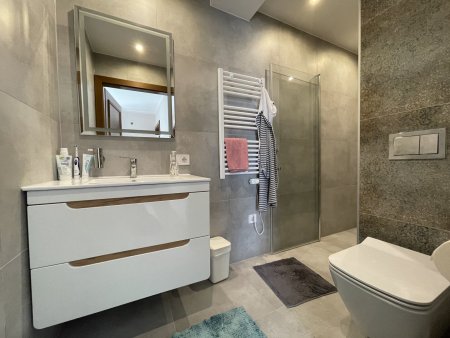 MODERNE EIGENTUMSWOHNUNG IN ATTRAKTIVER LAGE DES 14. BEZIRKS: PERFEKTE INFRASTRUKTUR & OPTIMALE ANBINDUNG