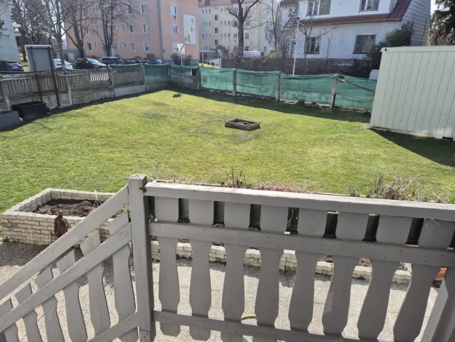 Flexibles Mehrgenerationenhaus mit Wohn-und Gewerbemöglichkeiten - Bild