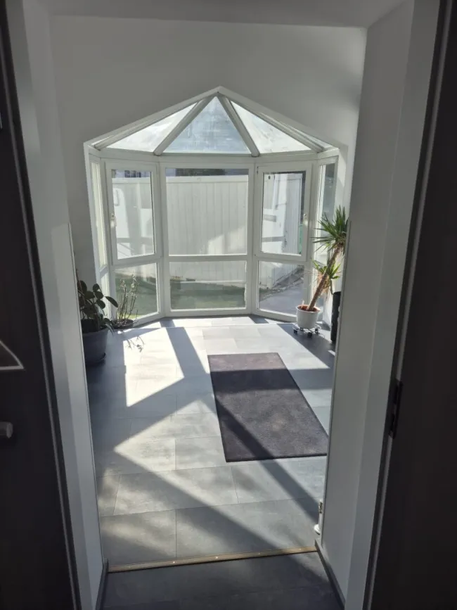 Flexibles Mehrgenerationenhaus mit Wohn-und Gewerbemöglichkeiten - Bild