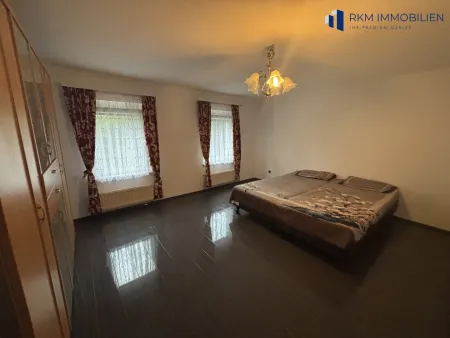 Schlafzimmer 2