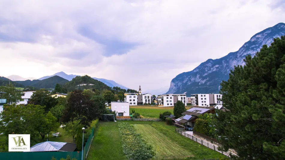 Gut aufgeteilte 3,5-Zimmer-Wohnung mit Balkon (Wohnfläche insg. ca. 65 m²) samt Garagenbox in Völs zu verkaufen - Bild