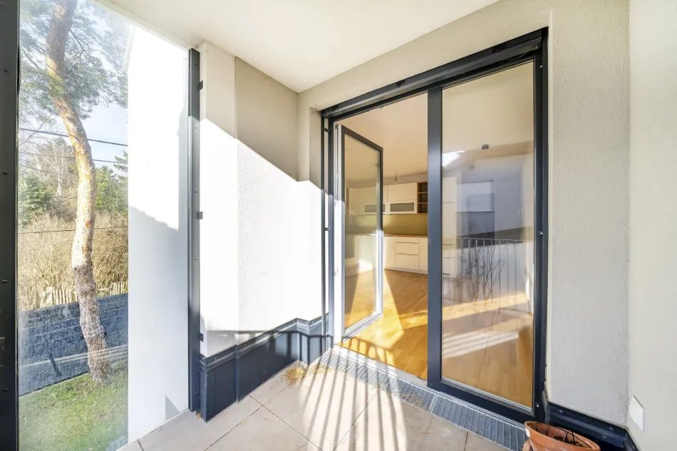 ***2-Zimmer-Neubauwohnung inklusive Küche mit Südbalkon in absoluter Ruhelage auf Eigengrund*** - Titelbild