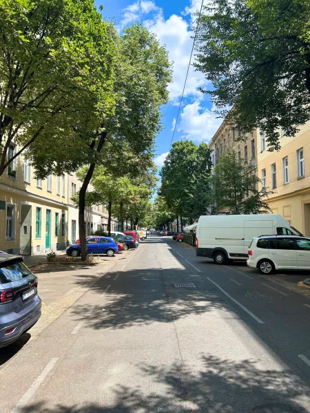 Außen 2.jpg