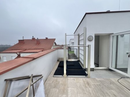 JETZT ODER NIE - MAISSONETTEWOHNUNG MIT DACHTERRASSE NAHE SÜDSTADT