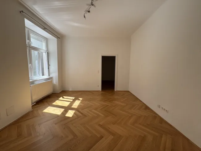 Generalsanierte 3-Zimmer-Altbauwohnung mit Hoflage | 17. Bezirk - Bild