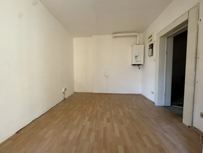 Ruhige 2-Zimmer Wohnung mit Innenhoflage – Sanierungsobjekt nahe MedUni Wien - Bild