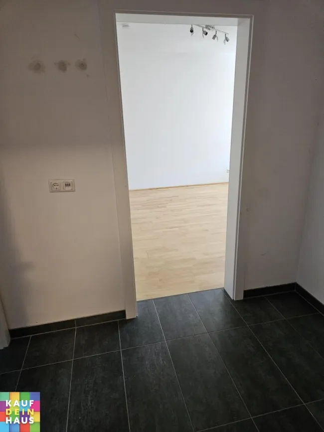 PROVISIONSFREIE 3 ZIMMERWOHNUNG - Bild
