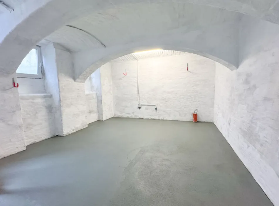 PROVISIONSFREI! Hannovermarkt, Wallensteinstraße Lager / Magazin mit 46,51 m2 Nutzfläche und Strassenzugang zu verkaufen - Bild