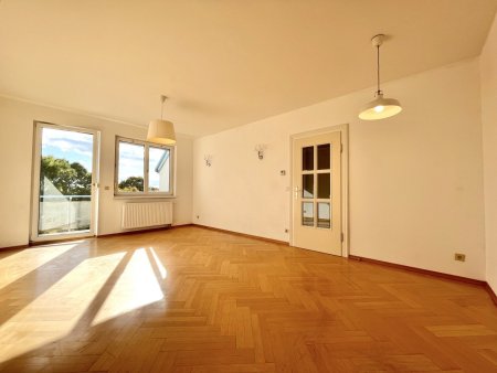 Wohnen im Marchfeld! Helle 4-Zimmer-Dachgeschoßwohnung mit Balkon