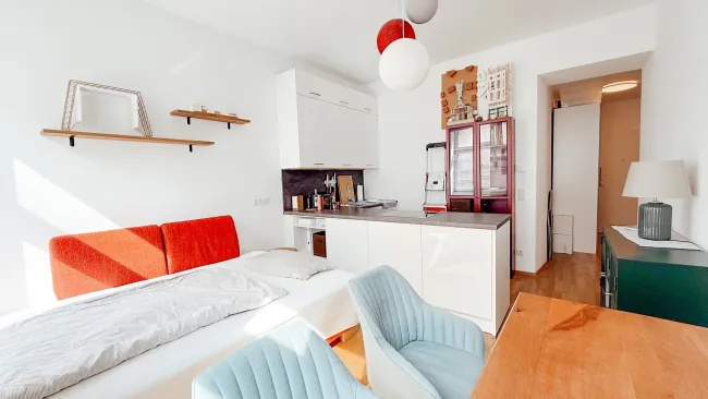 MÖBLIERTE 1-ZIMMER-WOHNUNG IN GUTER LAGE - Bild