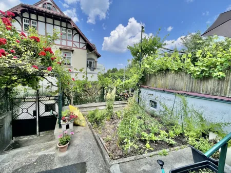 CHARMANTES EINFAMILIENHAUS IN RUHELAGE