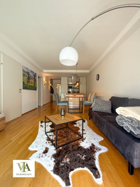Neuwertige, voll möblierte 2-Zimmer-Wohnung mit Balkon Richtung Kaisergebirge in Kitzbühel zu vermieten