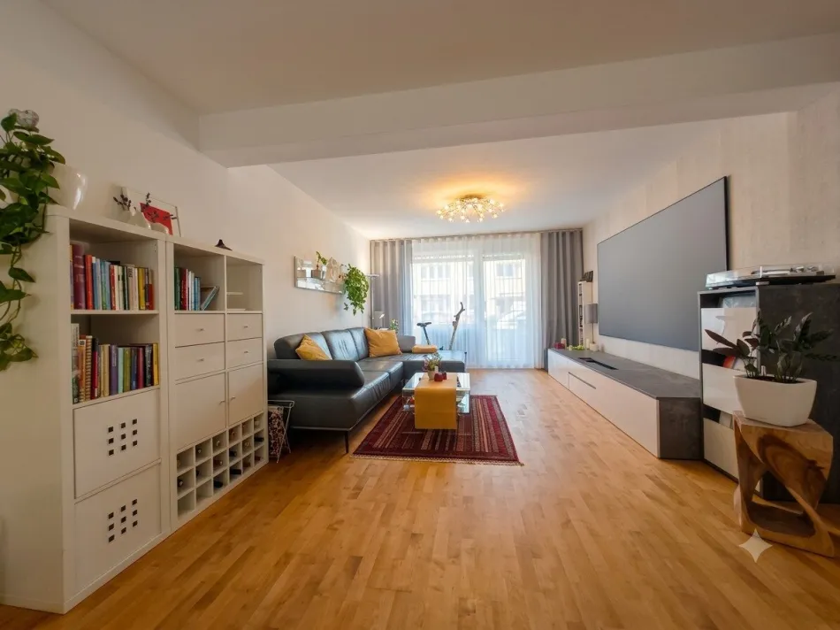 Teilmöblierte 3 - Zimmer Wohnung mit Top Ausstattung inkl. Klimaanlage! - Bild