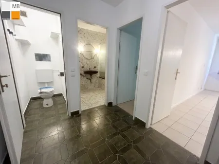 zentrales Vorzimmer