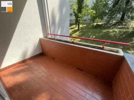 Balkon ins Grüne