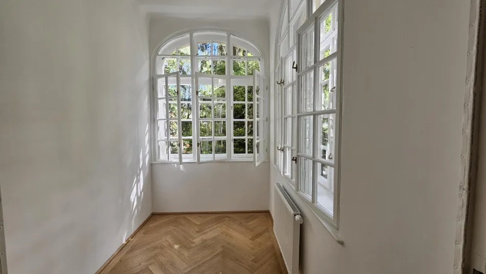 Wohnen im Grünen – großzügige 94m² Altbauwohnung mit 4 Zimmern & Allgemeingarten in Gersthof. - Bild