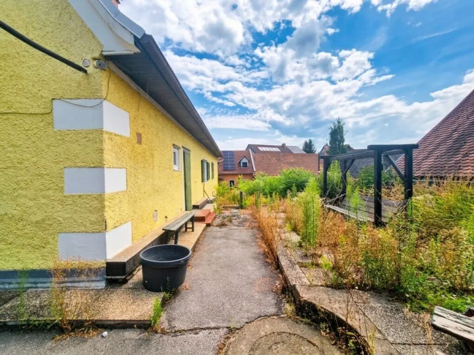 Handwerker gesucht !!! Teilrenoviertes Einfamilienhaus mit viel Potenzial in 8504 Preding/Weststeiermark, inkl. Einbauküche & Parkplatz ! - Bild