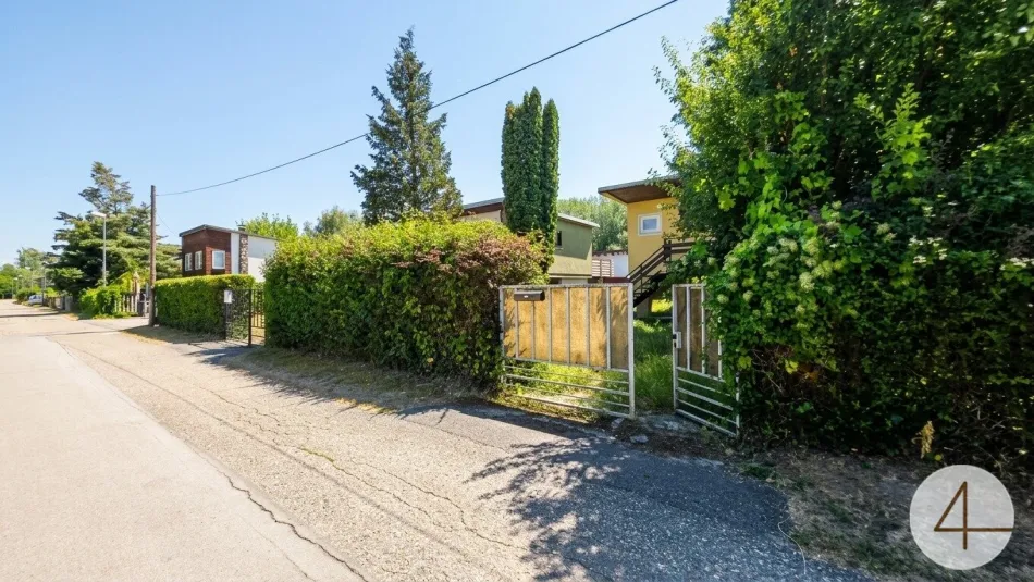 Direkt am Donaustrom: Charmantes Ferienhaus mit Terrasse – ganzjährig bewohnbar - Bild