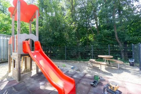 Gemeinschaftlich genutzter Kinderspielplatz