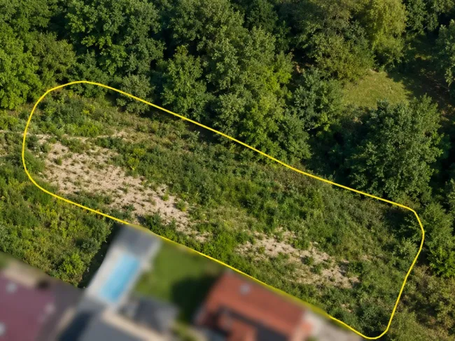 BAUGRUND IN ZENTRALER LAGE | 695 M² | DEUTSCH-WAGRAM - Bild