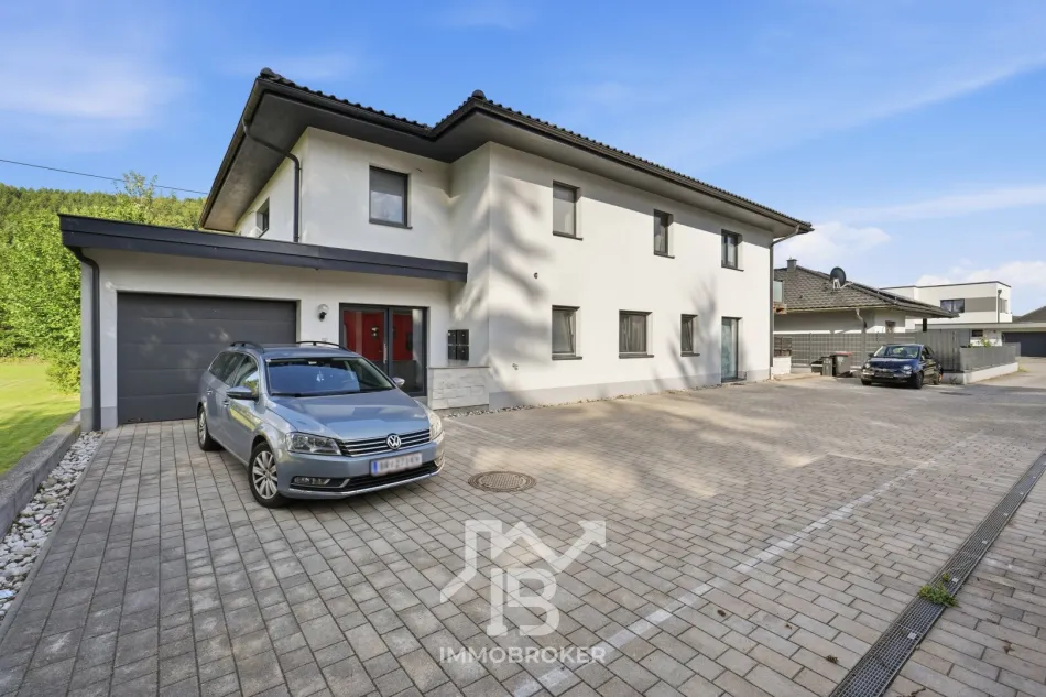 2 vermietete Terrassenwohnungen in modernem Haus zu verkaufen - Titelbild