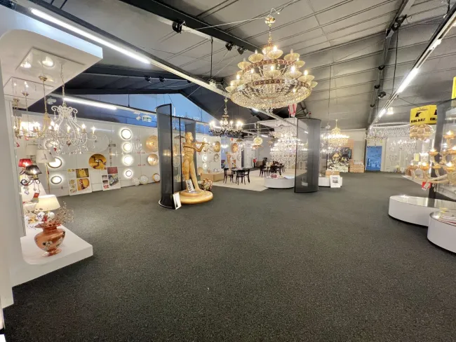 BÜRO - SCHAURAUM - LAGERRAUM - KOOPERATION JEDER ART - Bild