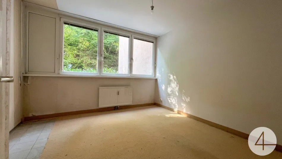 3-Zimmer-Eigentumswohnung mit großem Wohnraum und Loggia in Klosterneuburg - Titelbild