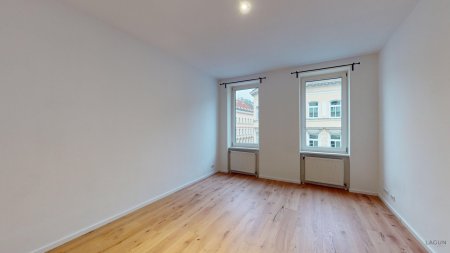 1-Zimmer-Wohnung - zentral gelegen - 3 Stock mit Lift - hell - Anlage