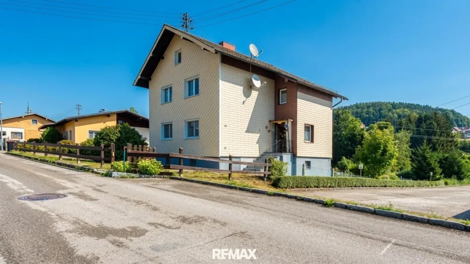 Haus mit Zufahrt