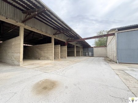 Großer Gewerbegrund mit Lagerhallen, Silos und vielseitigem Potenzial in Mönchhof