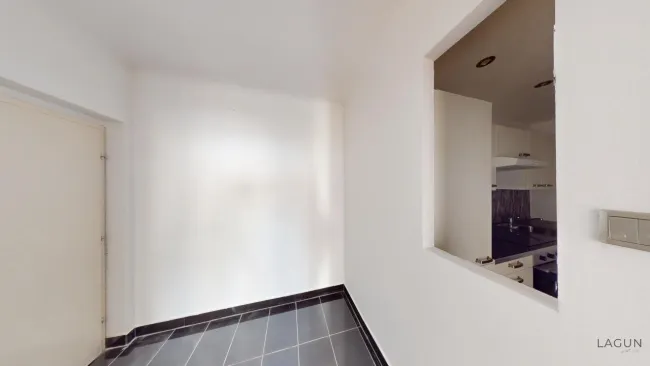 Attraktive 2-Zimmer-Wohnung in zentraler Lage – Ideal für Eigennutzer & Anleger - Bild