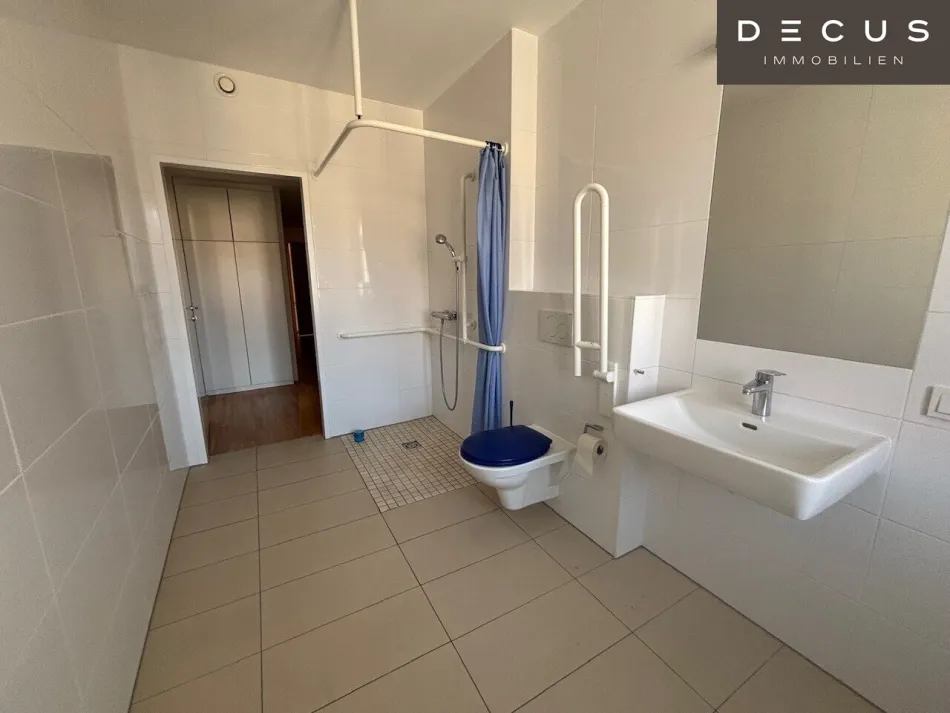 MODERNE 2 ZIMMER-WOHNUNG | EINBAUKÜCHE| BAD MIT FENSTER | BETREUTES WOHNEN | FÜR PERSONEN ÜBER 60 JAHREN | SENIORVITA | BRUNN AM GEBIRGE - Bild