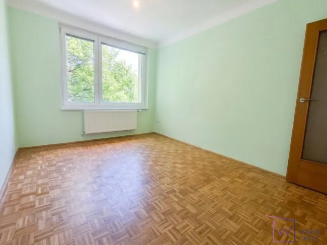 Zimmer 3 mit Blick ins Grüne