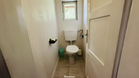 WC 2