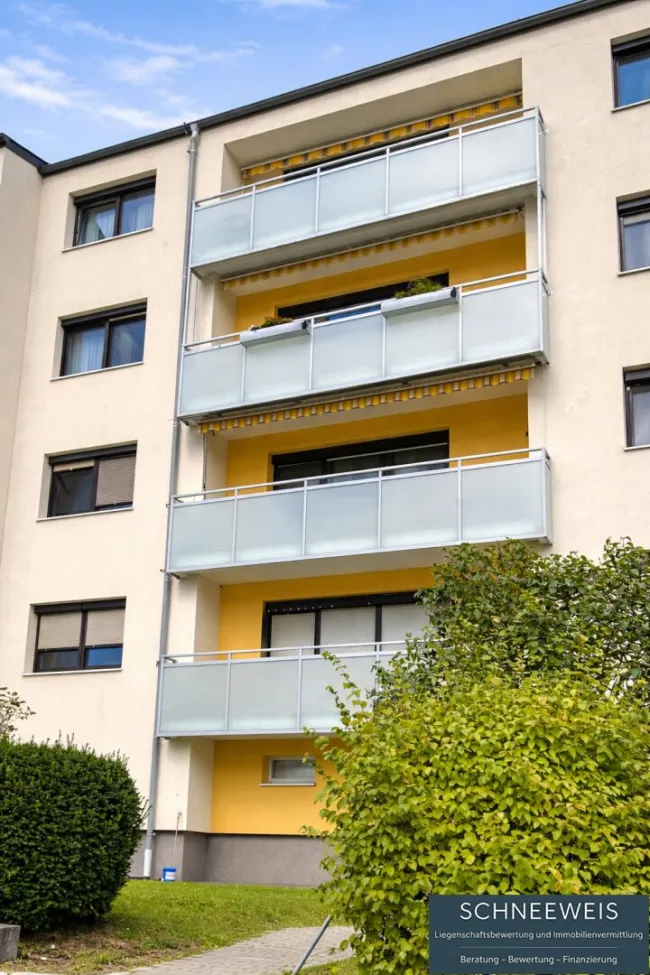 NEUHOFEN | ANLAGEOBJEKT: Vermietete 3-Zimmer-Wohnung mit sehenswertem Fernblick in beliebter Lage! - Bild