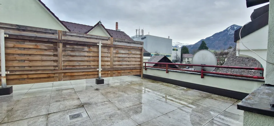 Zentrale 1-Zimmer-Wohnung mit großzügiger Terrasse - Bild
