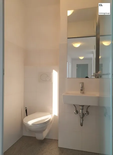 Separate Toilette