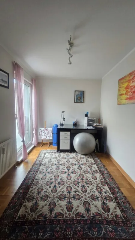 Einziehen & Wohlfühlen! Helle 3-Zimmer Wohnung mit ca. 70m Wohnfläche inkl. Garagenplatz (Barrierefrei) - Bild