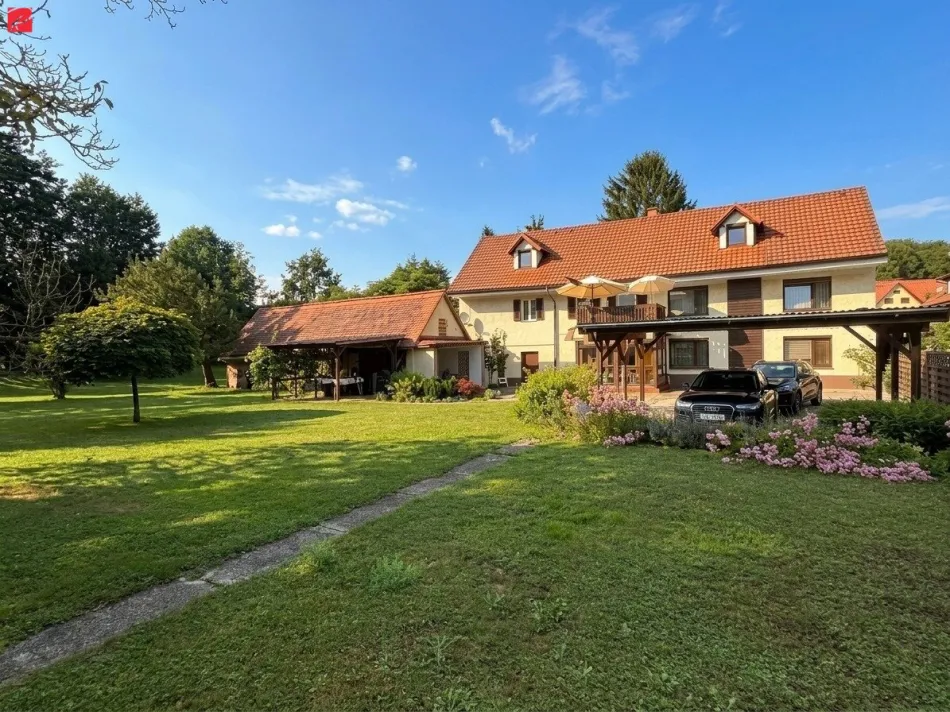 Großzügiges Einfamilienhaus mit traumhaftem Gartenparadies! - Titelbild