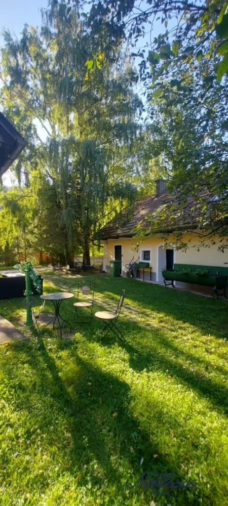 Wo Familie, Wohnen und Arbeiten im Einklang mit der Natur sind - Idyllische Liegenschaft ideal für Generationswohnen - Titelbild