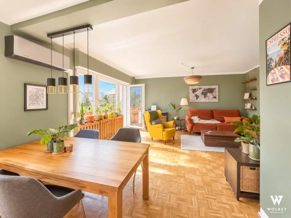 Lichtdurchflutete 3-Zimmer Wohnung mit wunderschönem Grünblick I Sonniger Süd-West Balkon - Bild